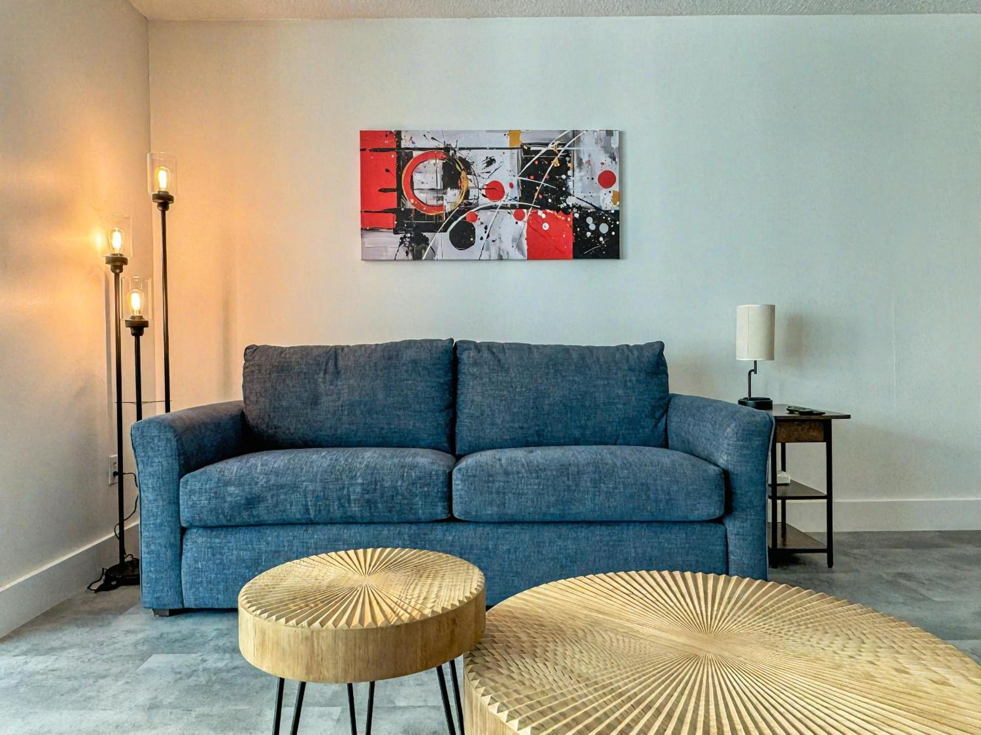 Appartamento Elegant Centric Vibrant Pool Jacuzzi Free Parking Miami Esterno foto